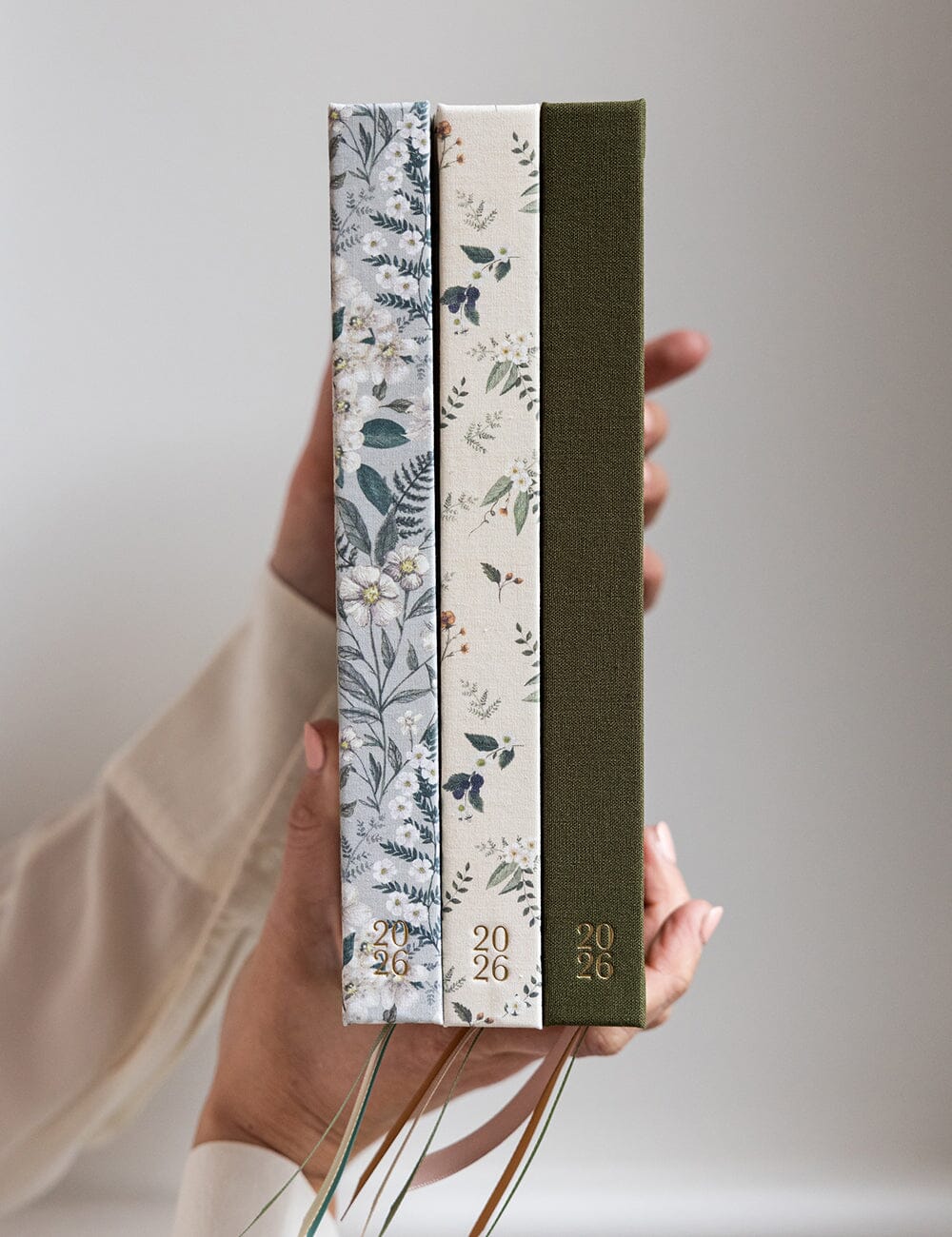 2026 Desktop Linen Bound Planner - Hunter Green - Image 13