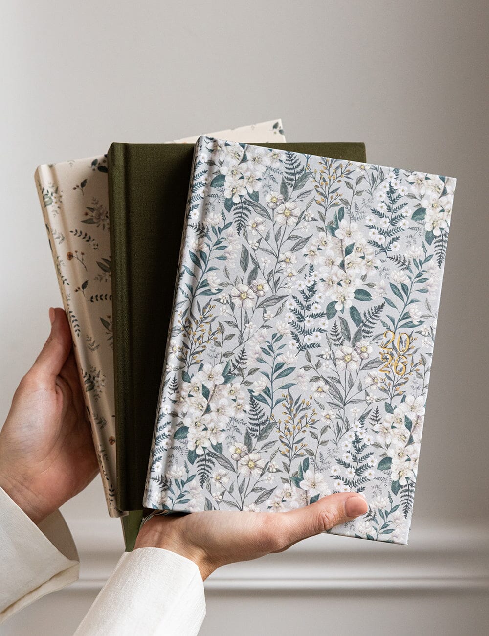 2026 Desktop Linen Bound Planner - Ivory Garden - Image 7