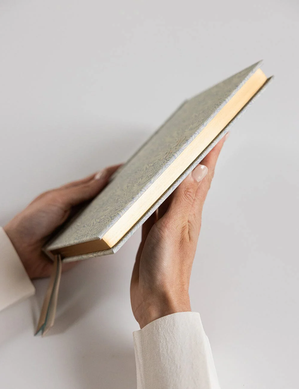 2026 Petite Linen Bound Planner - Dune - Image 7