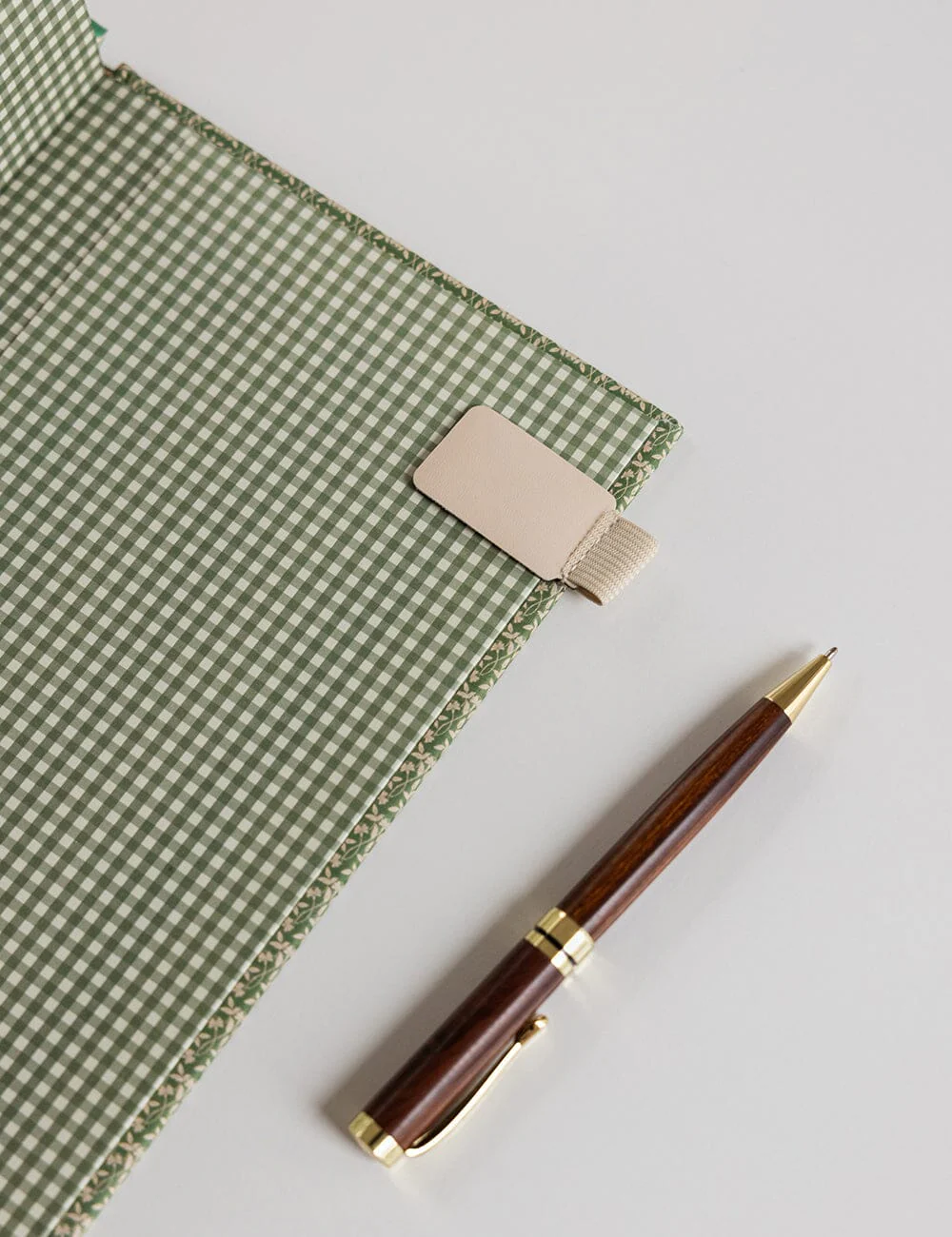 2026 Teachers Desktop Planner - Finch Bramble - Image 7