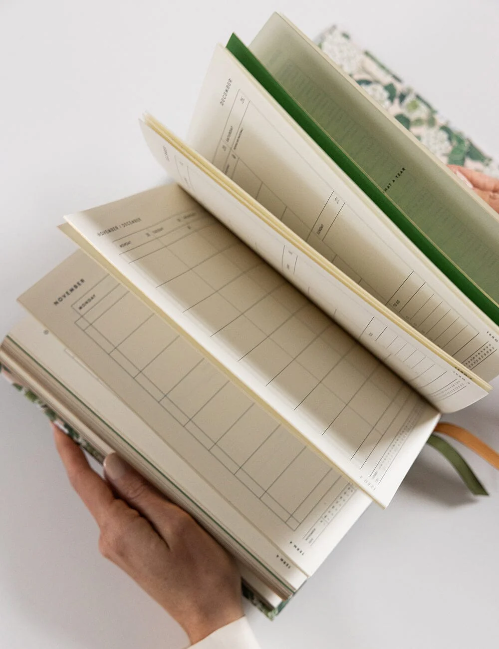 2026 Teachers Desktop Planner - Hydrangea - Image 13