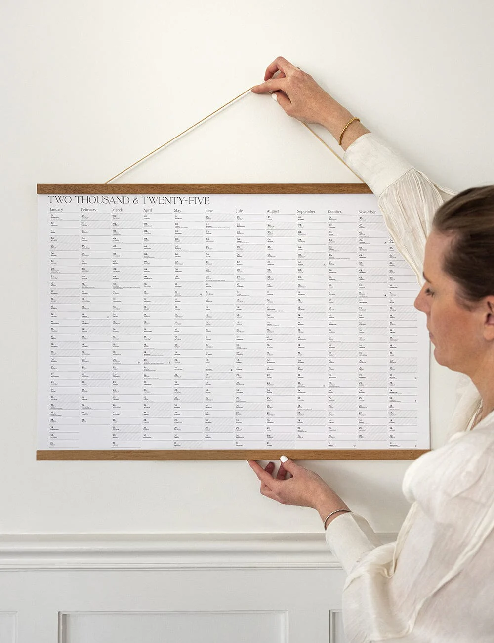 70cm Magnetic Print Hanger - Image 3