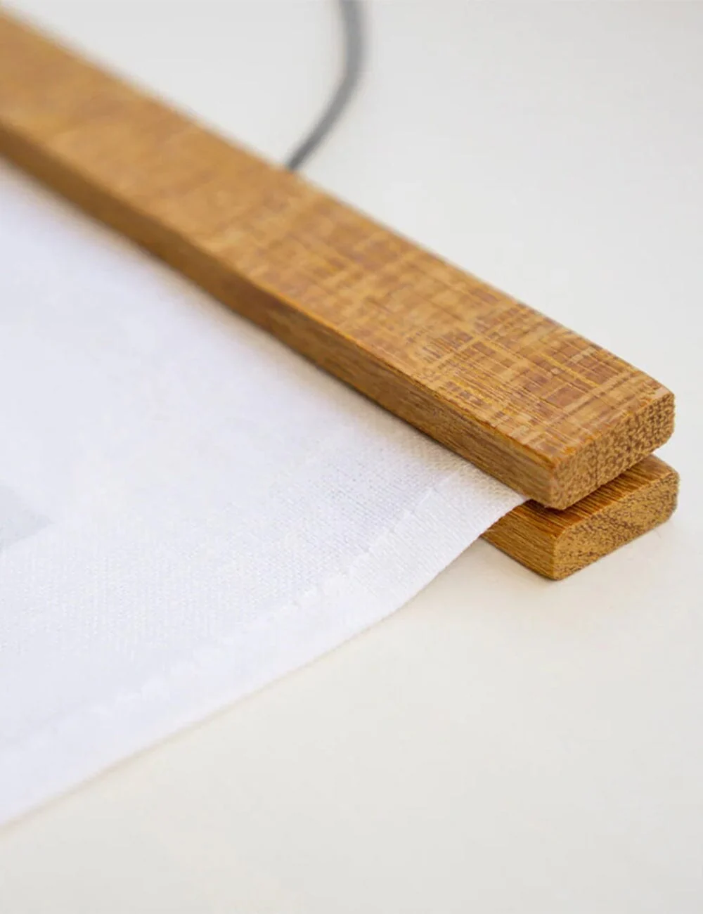 70cm Magnetic Print Hanger - Image 4