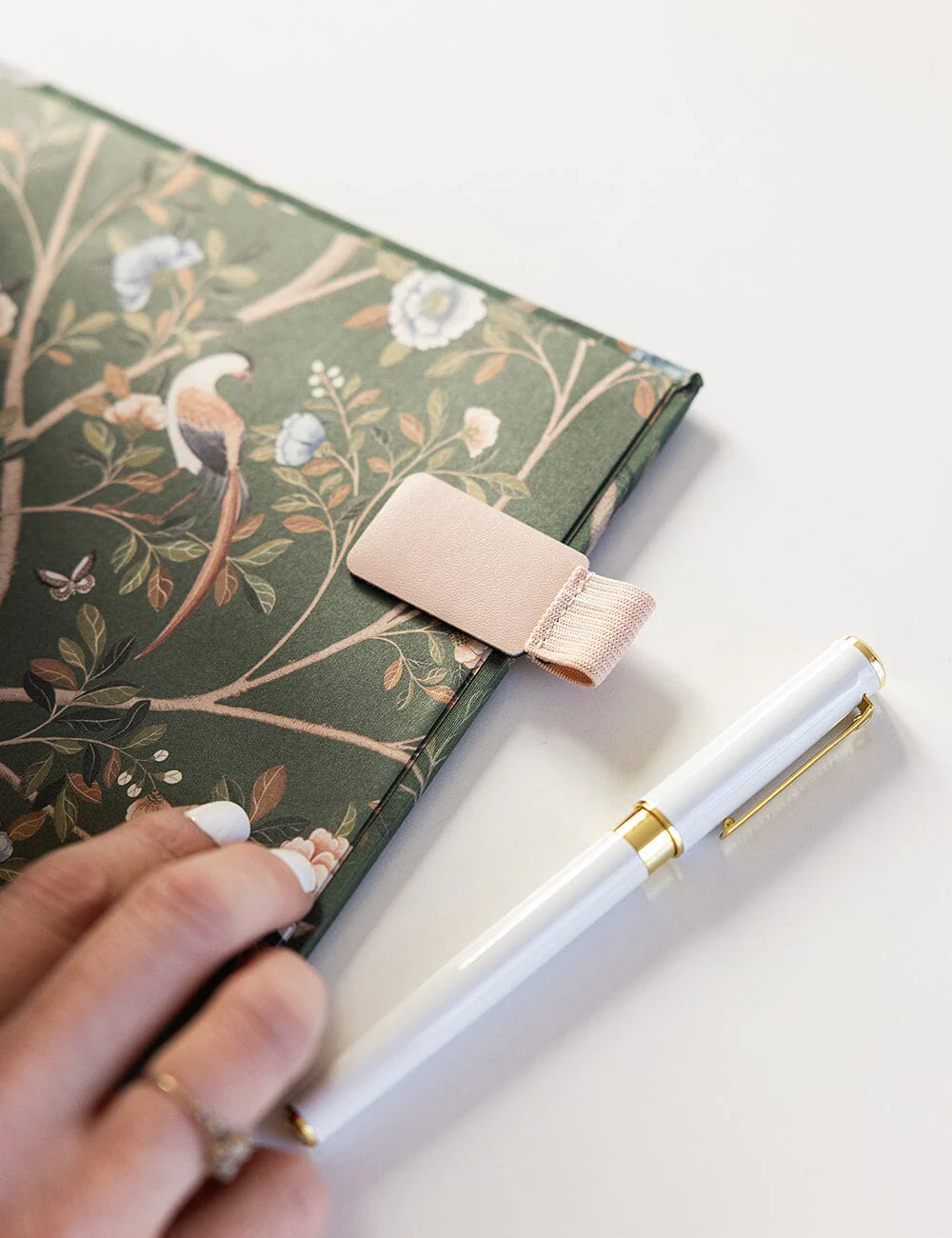 Adhesive Rectangle Pen Loop - Pale Pink - Image 6