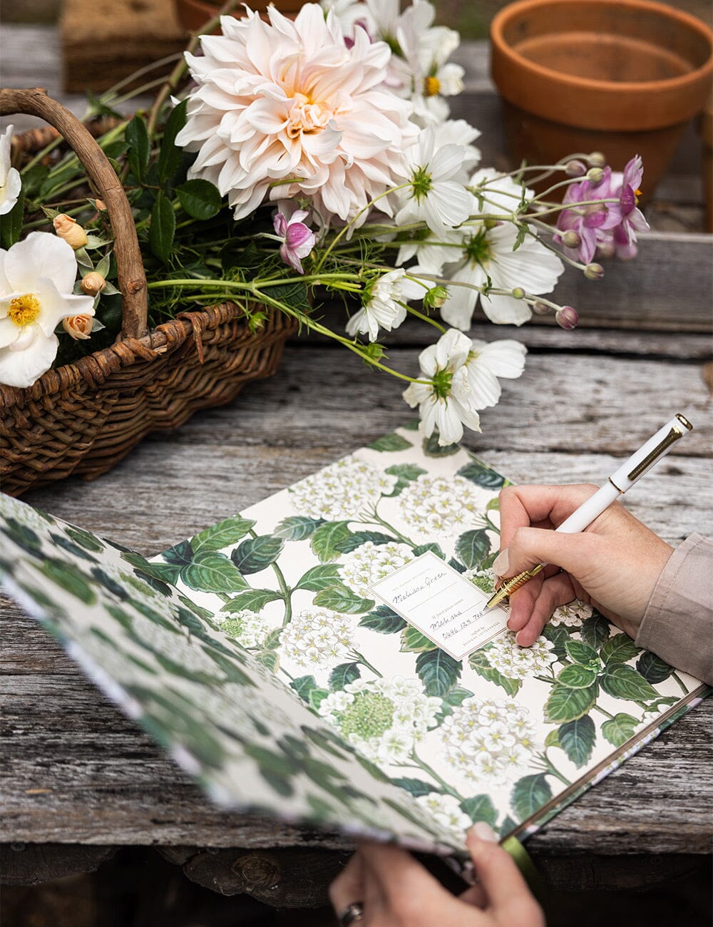 Heirloom Gardening Journal - Hydrangea - Image 16