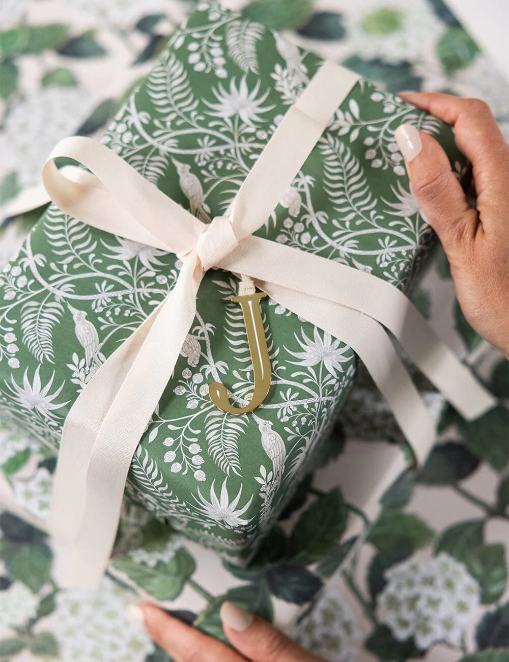 Hydrangea / Jardin Tropical 6pk Gift Wrap Sheets - Image 4