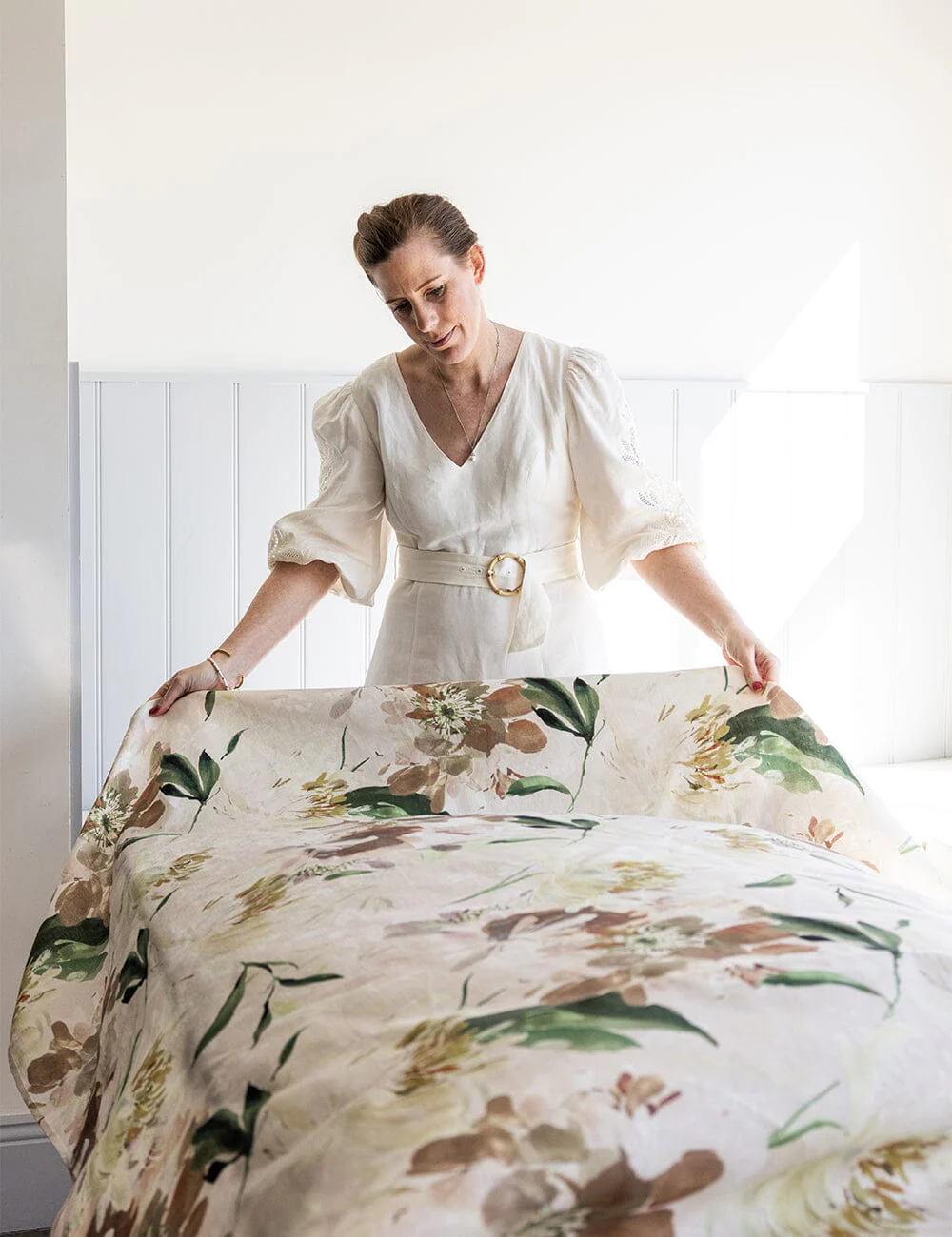 Peony Study Linen Tablecloth - Image 5