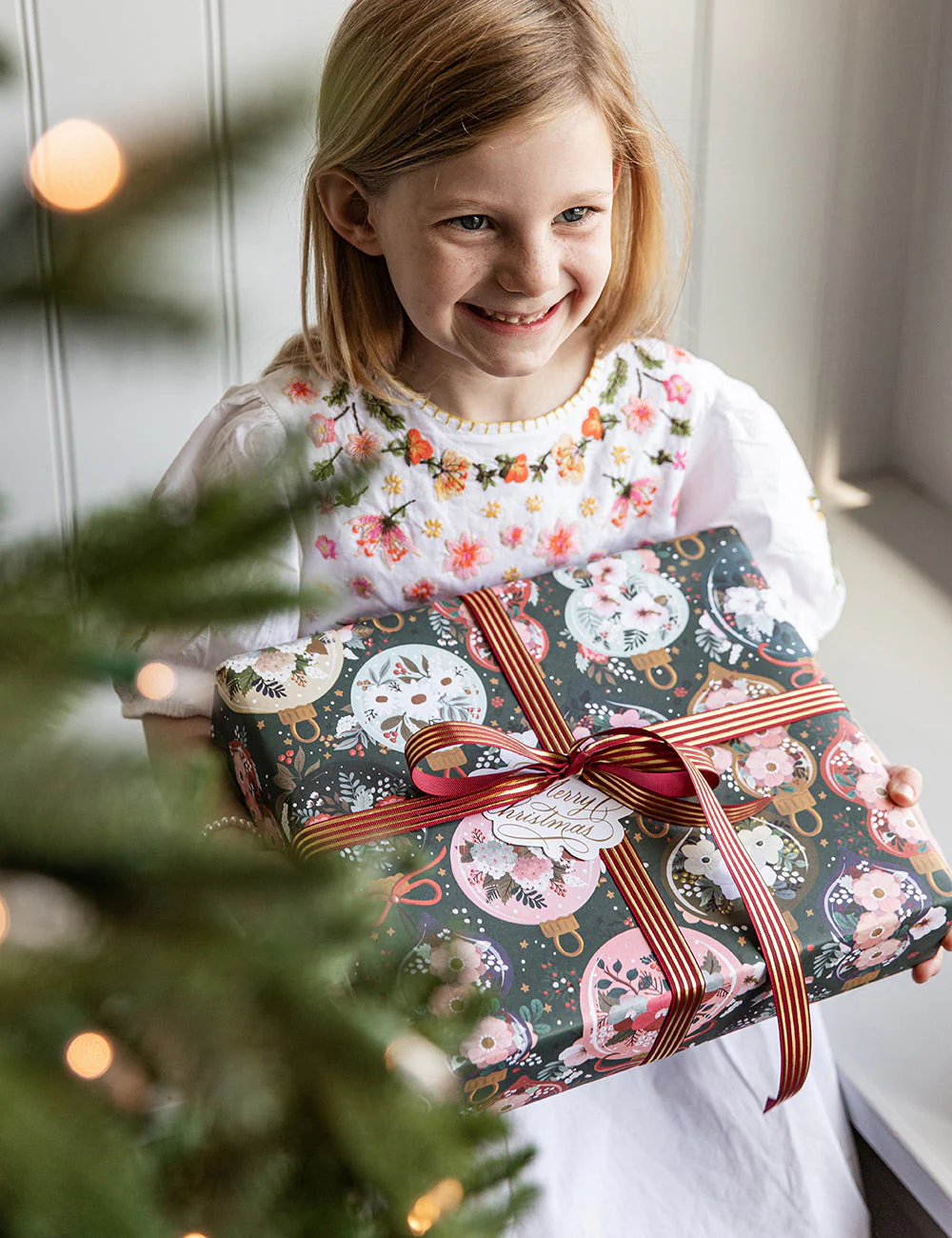 Red Gold Foil Striped Ribbon - 10 metres - Image 9