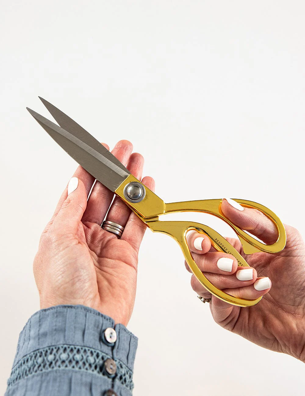 Traditional crafting scissors - Gold Large - Image 5