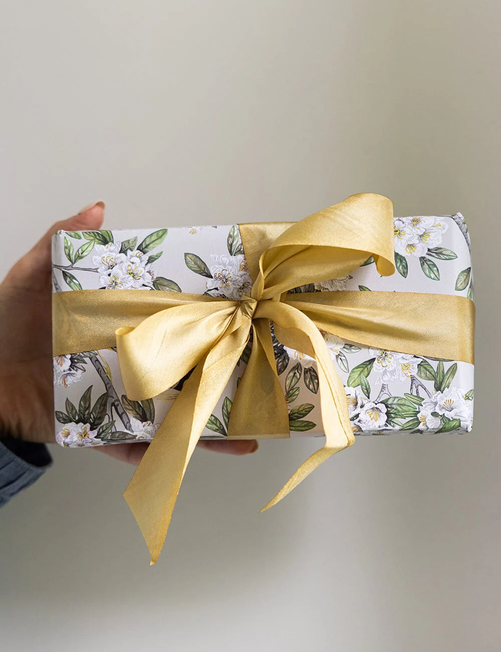 Victoria / White Blossom Gift Wrap 100pk - Image 15