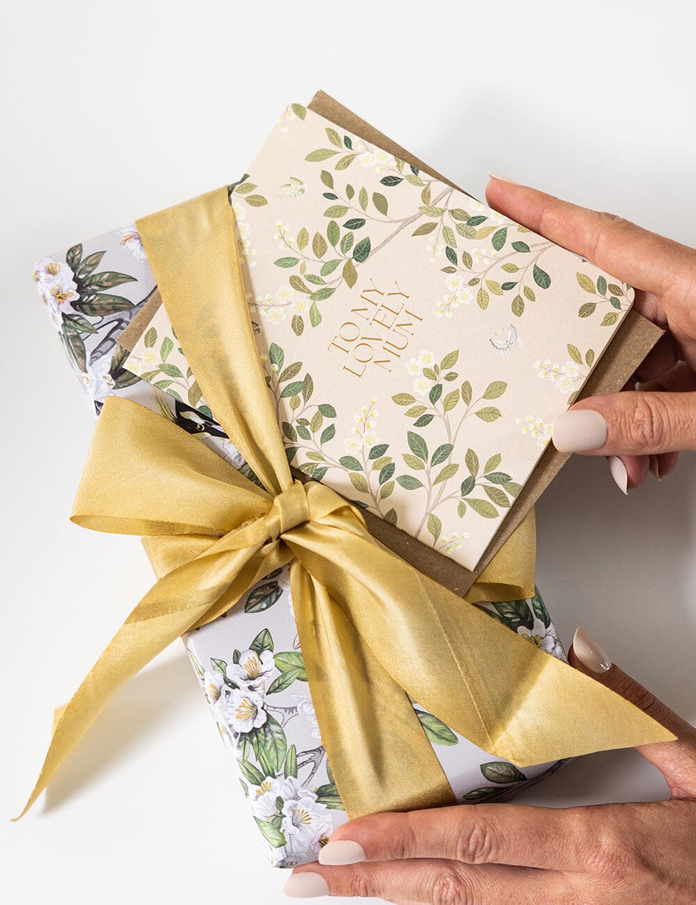 Victoria / White Blossom Gift Wrap 100pk - Image 3