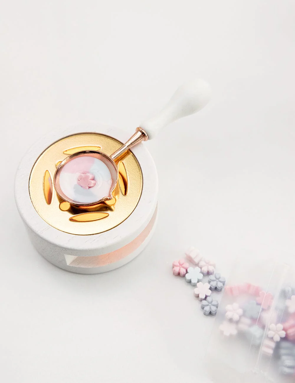 Wax Bead Burner - White - Image 3