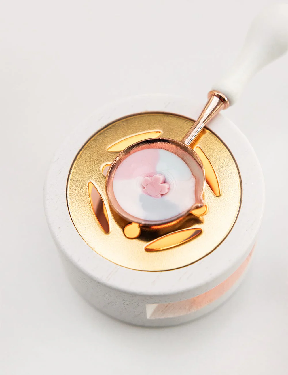 Wax Bead Burner - White - Image 4